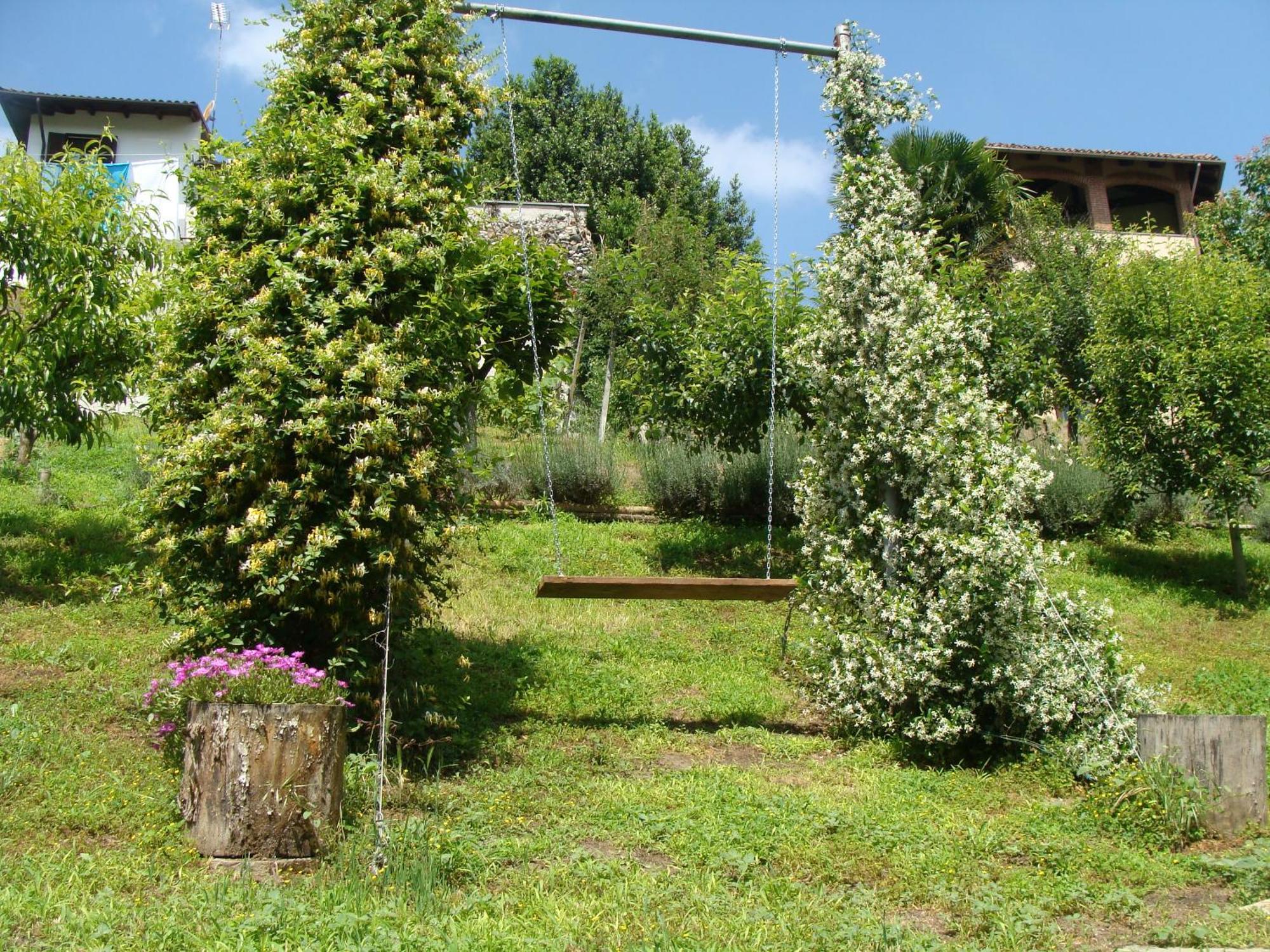 Appartamento In Monferrato Di Dominga Portacomaro Экстерьер фото